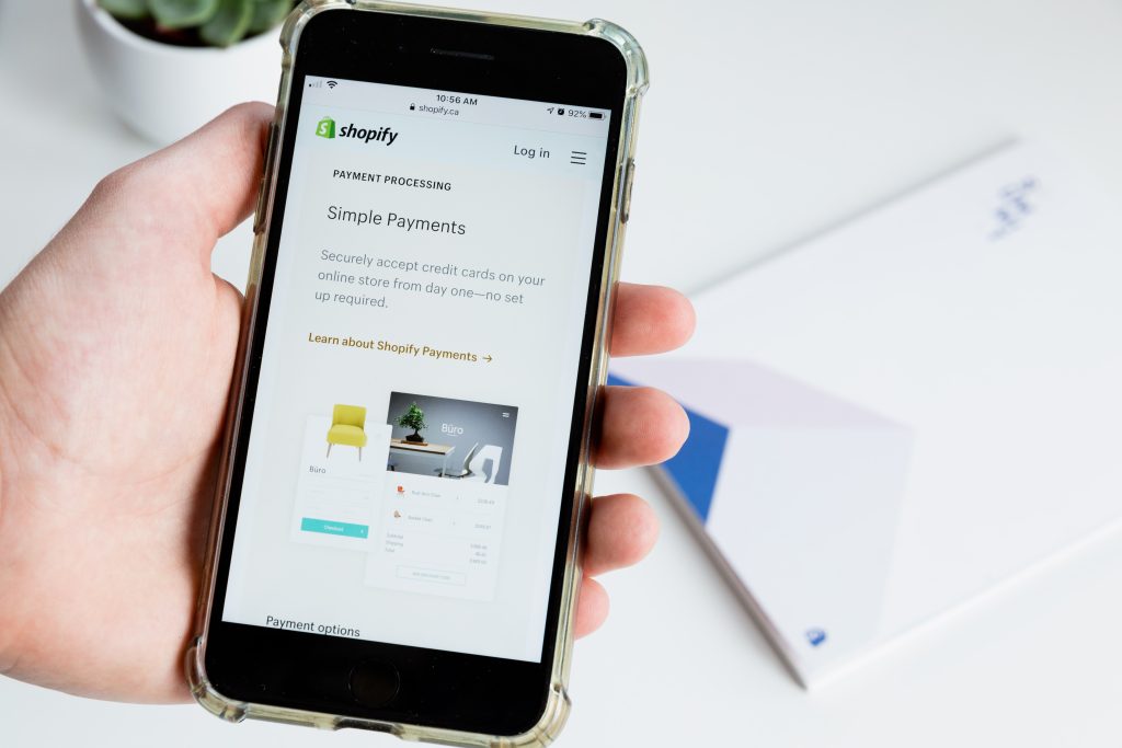 Comment analyser les performances SEO sur un site Shopify?